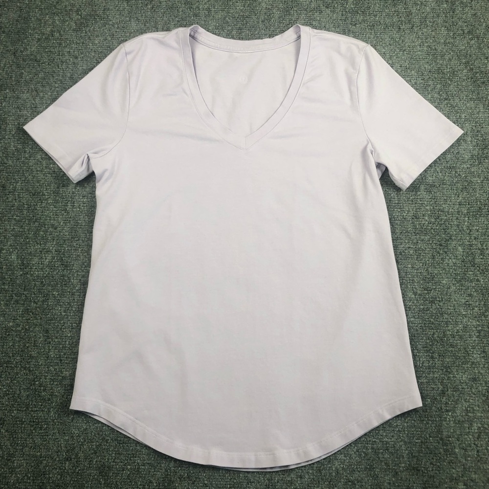 Lululemon Women's Love Tee V